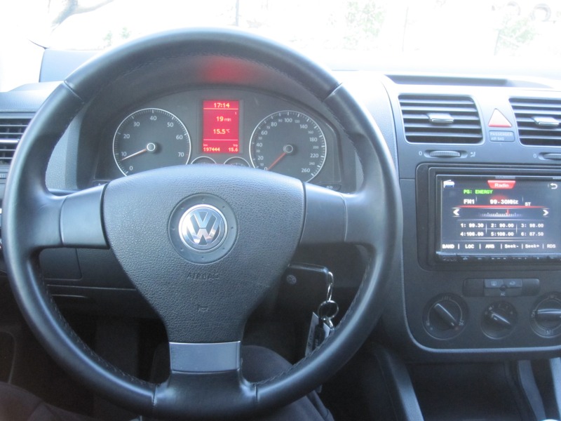 VW Golf 1.6 102 SPORTLINE ITALY, снимка 8 - Автомобили и джипове - 45343779