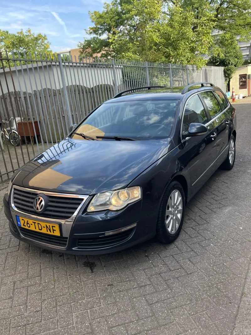 VW Passat, снимка 6 - Автомобили и джипове - 48146217