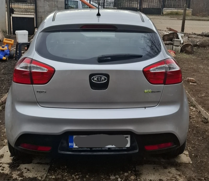 Kia Rio, снимка 10 - Автомобили и джипове - 49138866