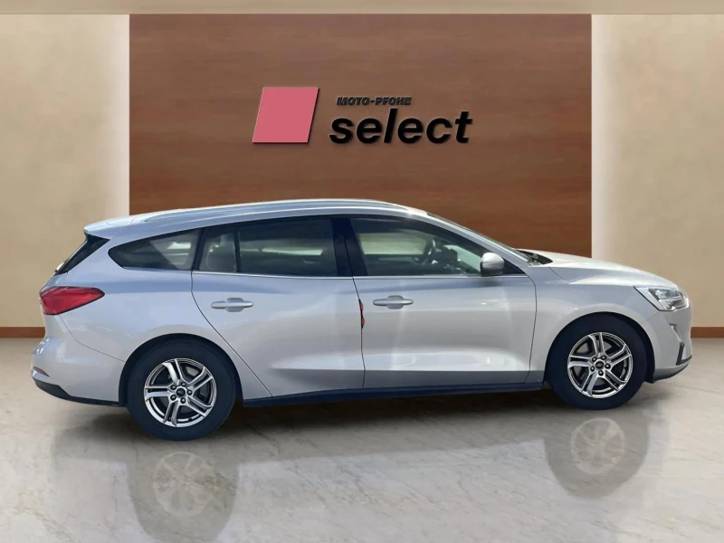 Ford Focus 1.5 TDCi, снимка 4 - Автомобили и джипове - 53046655