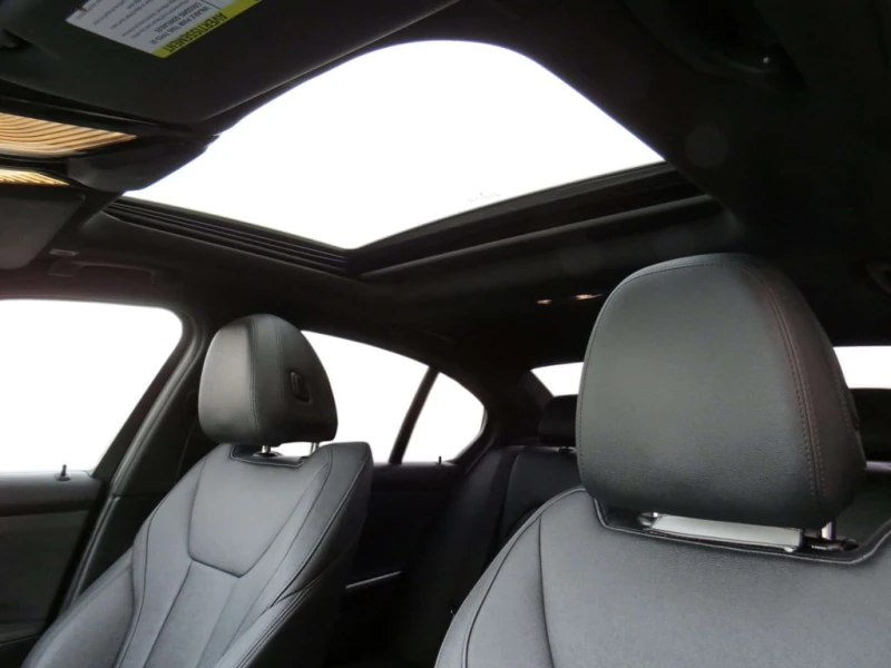 BMW 330 * xDrive * CARFAX * ЦЕНА ДО БГ, снимка 11 - Автомобили и джипове - 53086990