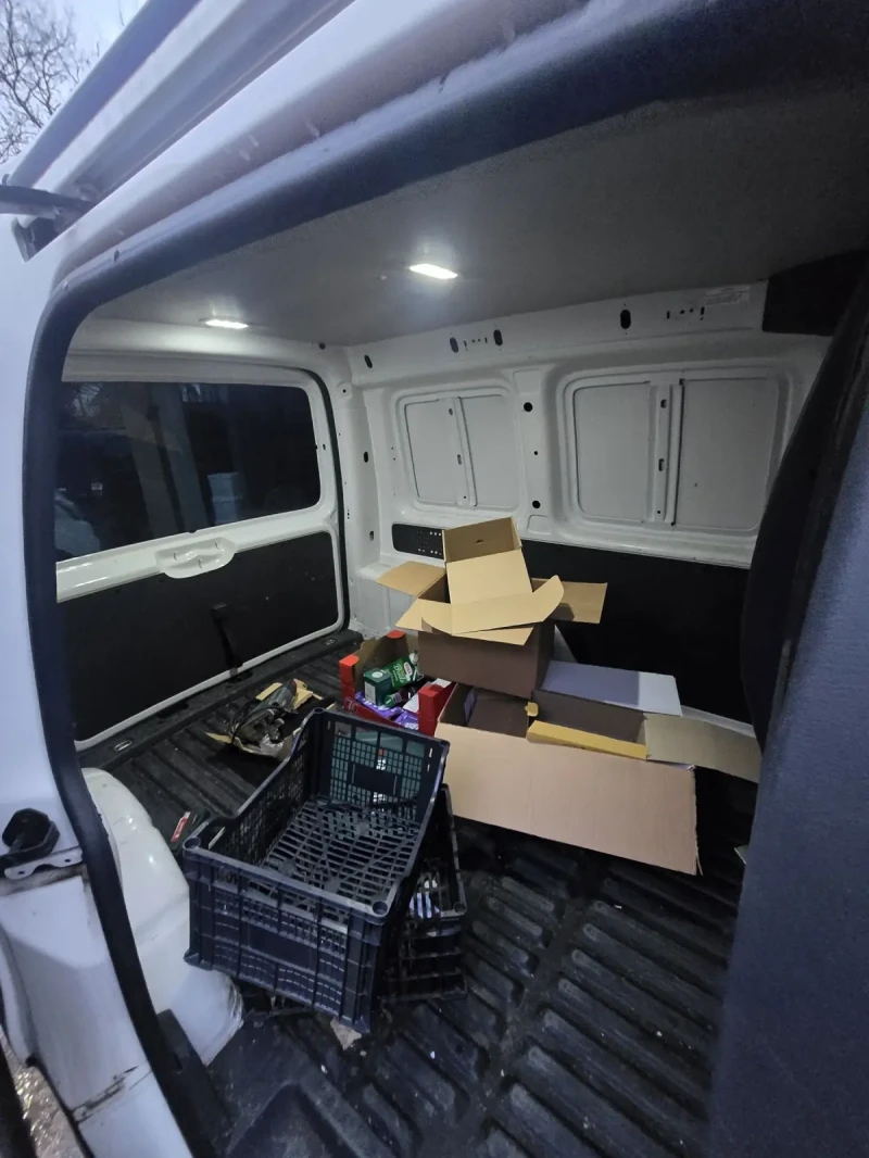 VW Caddy 2.0 тди 150к.с 2019г. 135000км., снимка 13 - Автомобили и джипове - 53262295