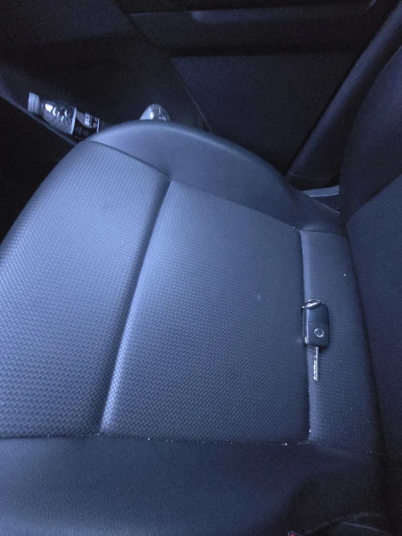 VW Caddy 2.0 тди 150к.с 2019г. 135000км., снимка 12 - Автомобили и джипове - 53262295