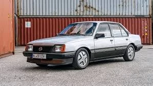 Opel Ascona, снимка 1 - Автомобили и джипове - 49429627