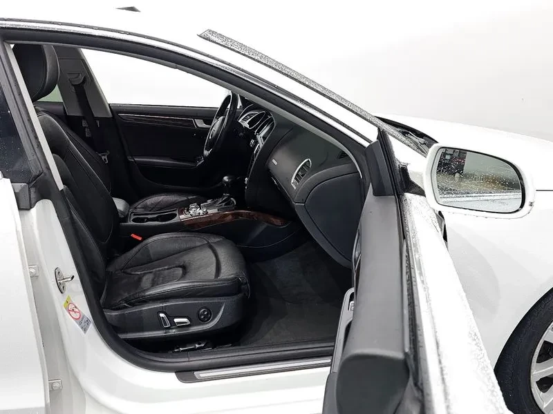 Audi A5 2.0 TDI Quattro, снимка 11 - Автомобили и джипове - 54144626