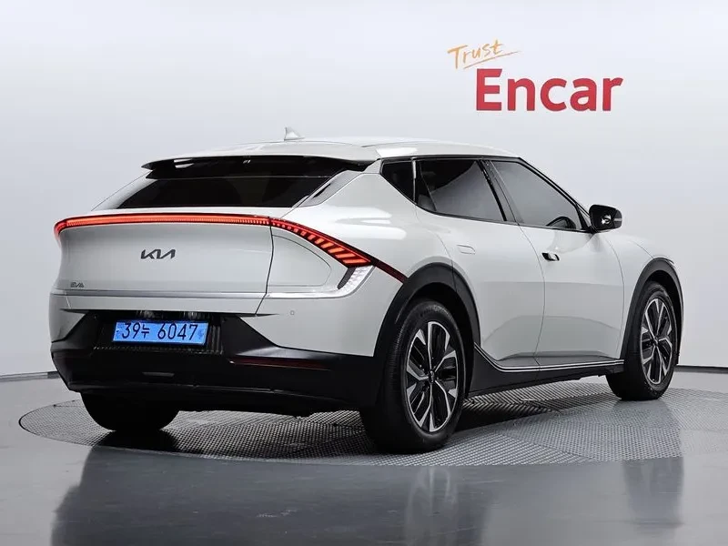 Kia EV6 Long Range Air - САМО 30% АВАНС, снимка 2 - Автомобили и джипове - 56288234