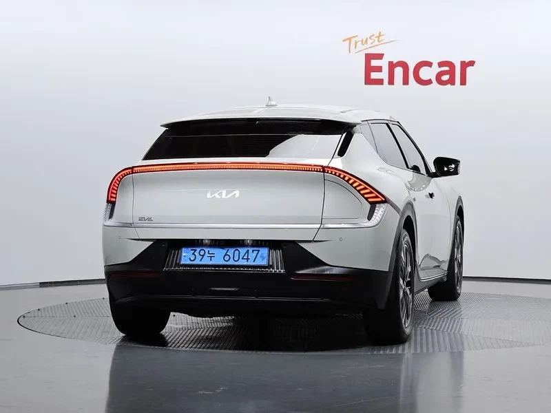Kia EV6 Long Range Air - САМО 30% АВАНС, снимка 4 - Автомобили и джипове - 56288234
