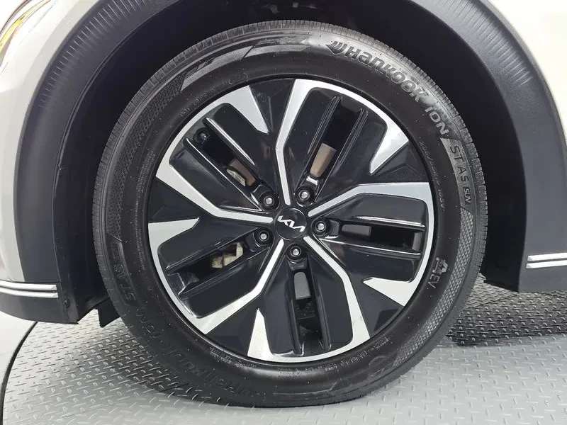 Kia EV6 Long Range Air - САМО 30% АВАНС, снимка 5 - Автомобили и джипове - 56288234