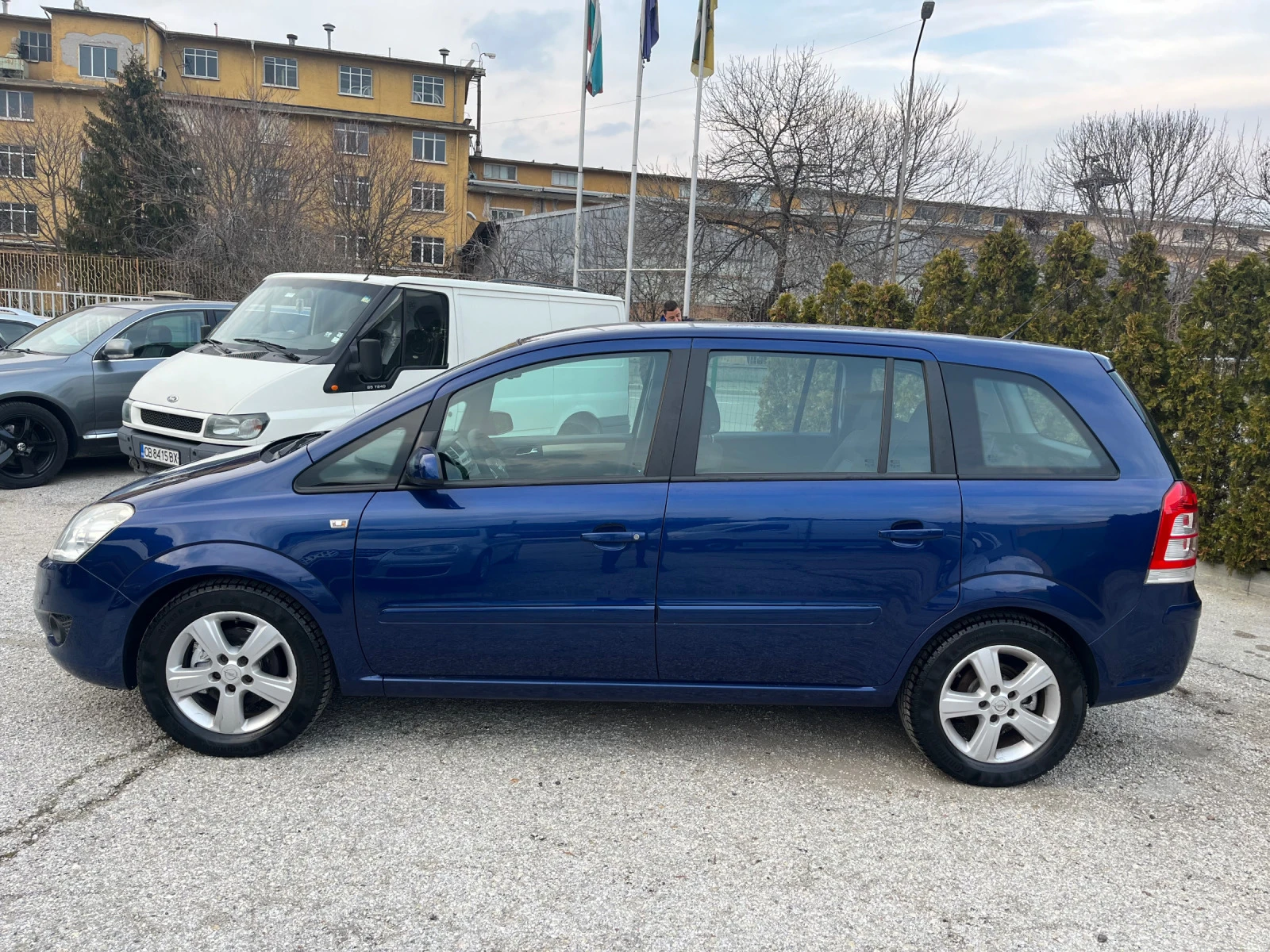 Opel Zafira 1.8i* 140кс* 7м - изображение 8