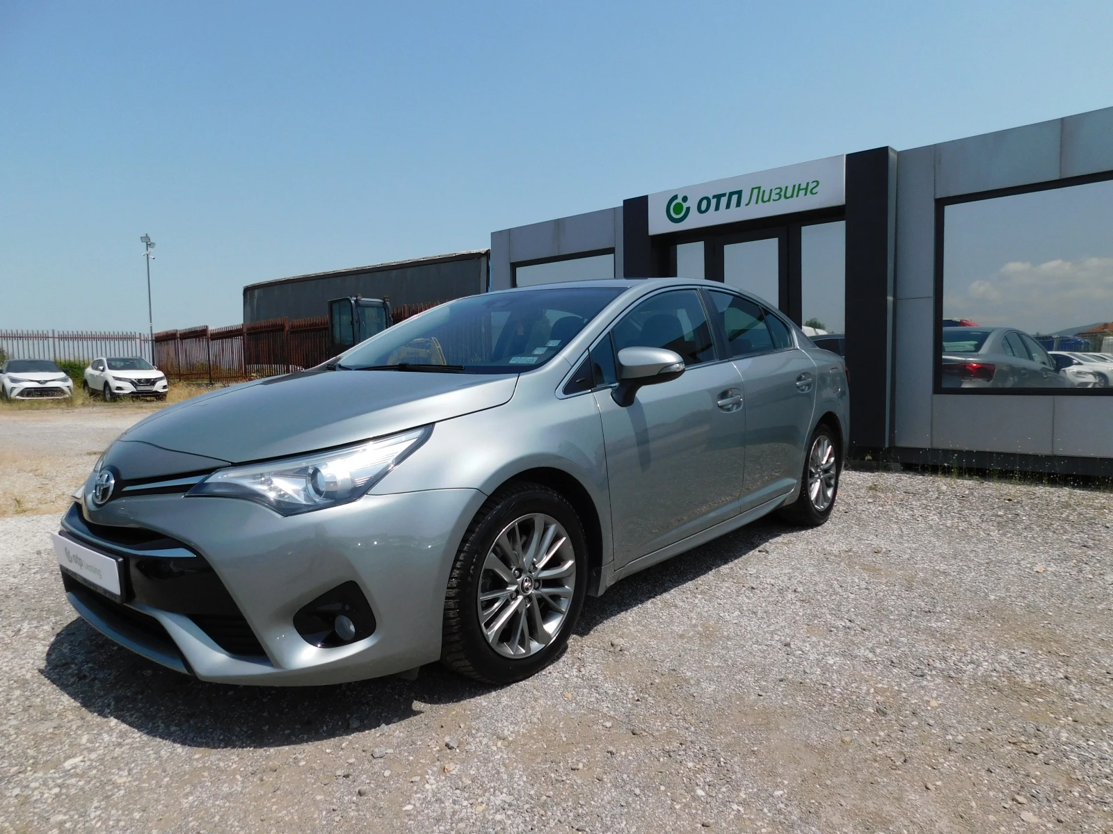 Toyota Avensis 2.0 D-4D - [1] 