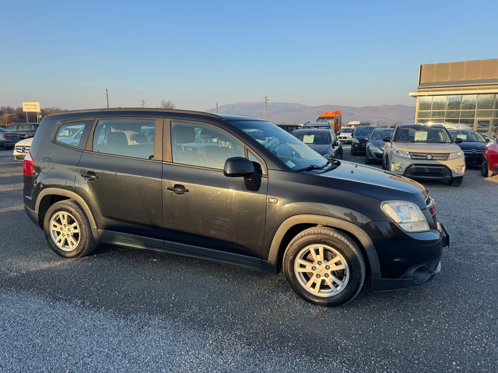 Chevrolet Orlando 2.0 D 7 Места EURO 5 - изображение 4