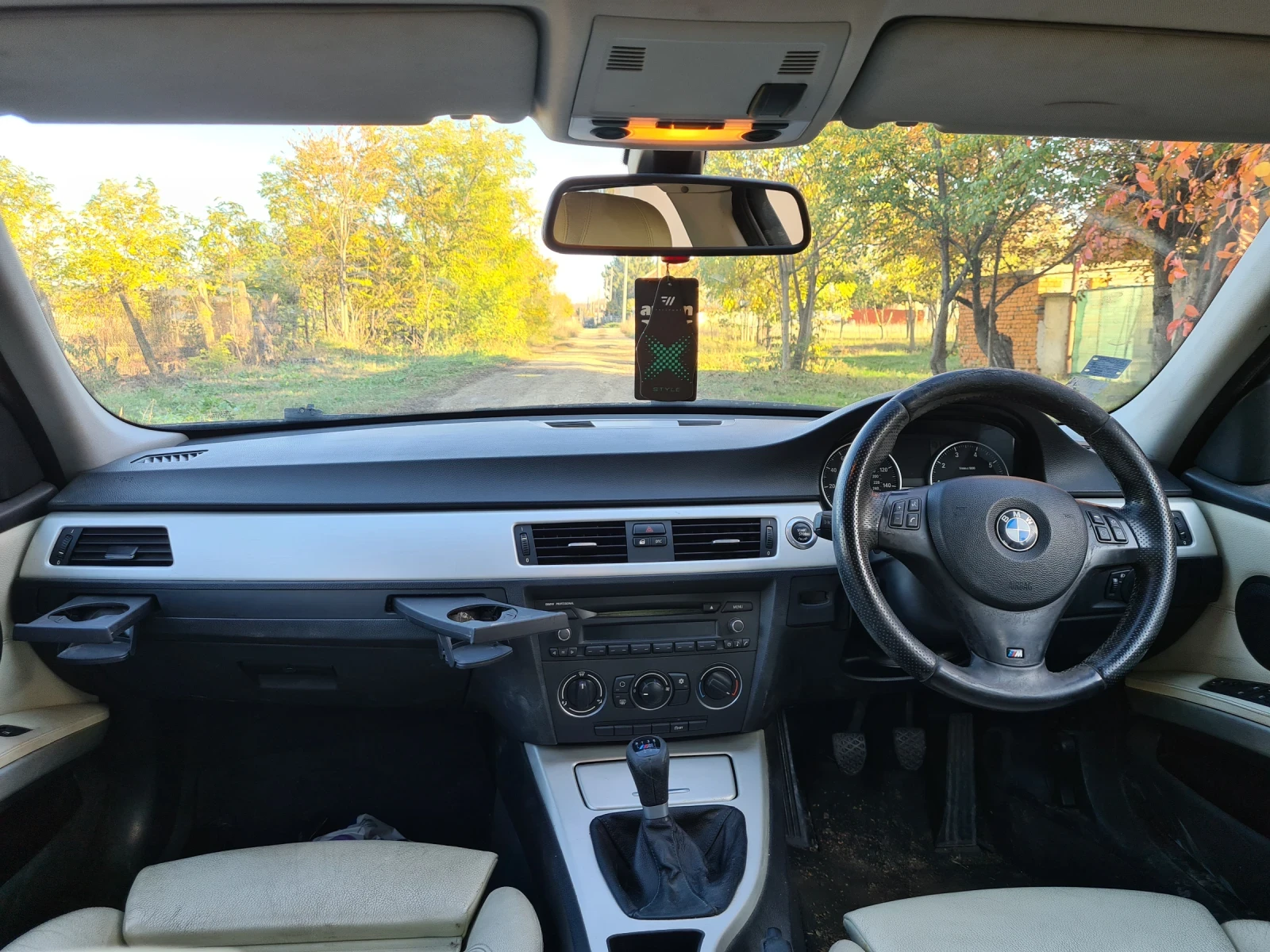 BMW 318  - изображение 9