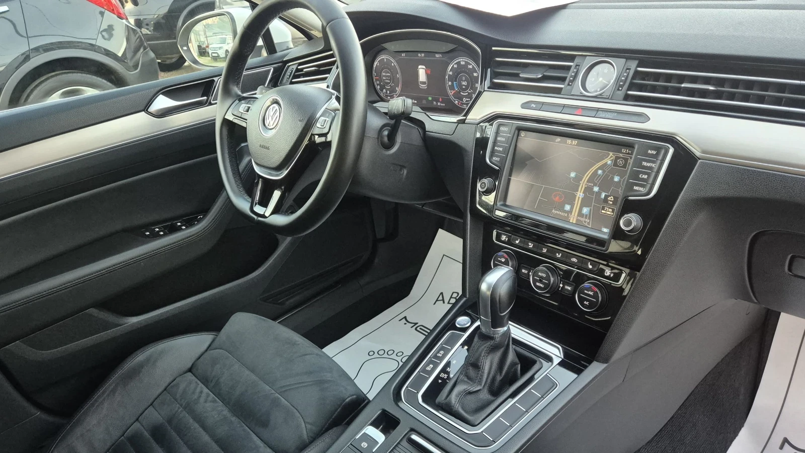 VW Passat 2.0TDI DIGITAL 100%РЕАЛНИ КИЛОМЕТРИ ЛИЗИНГ ВИДЕО  - изображение 7