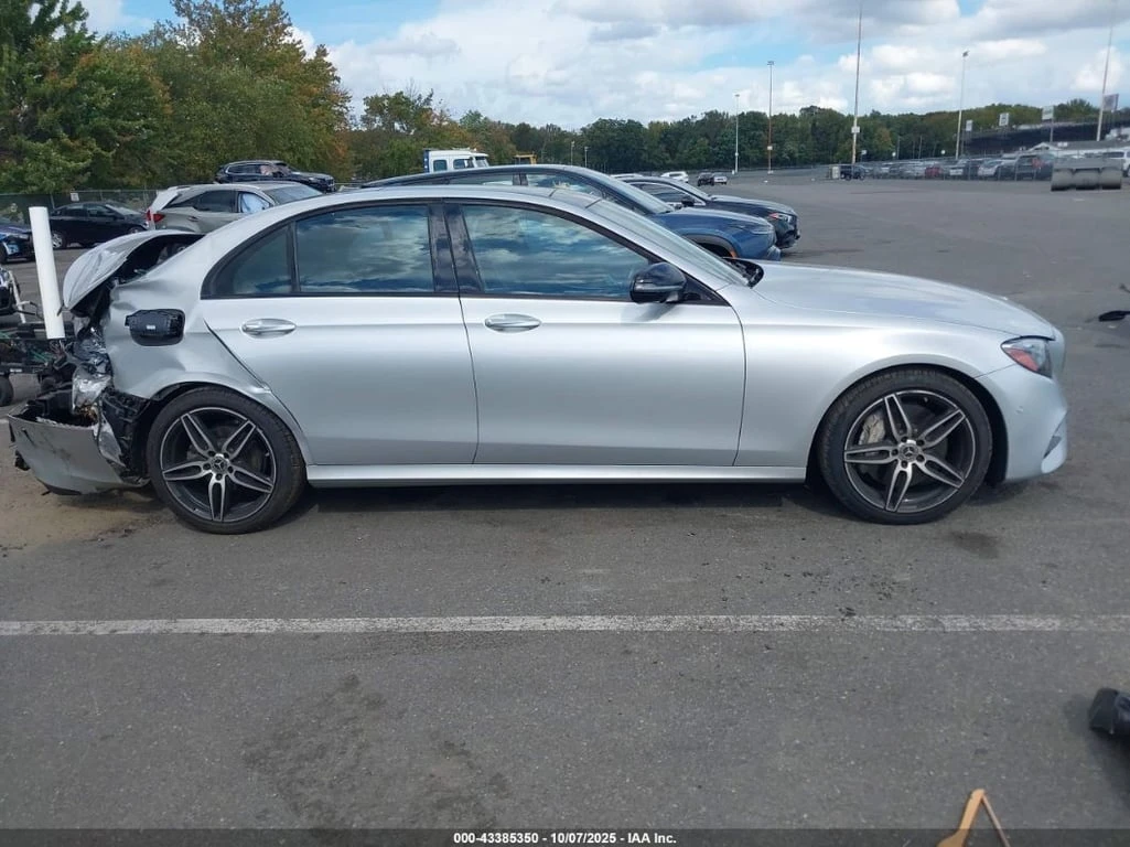 Mercedes-Benz E 300 * 4MATIC * CARFAX *    | Mobile.bg   13