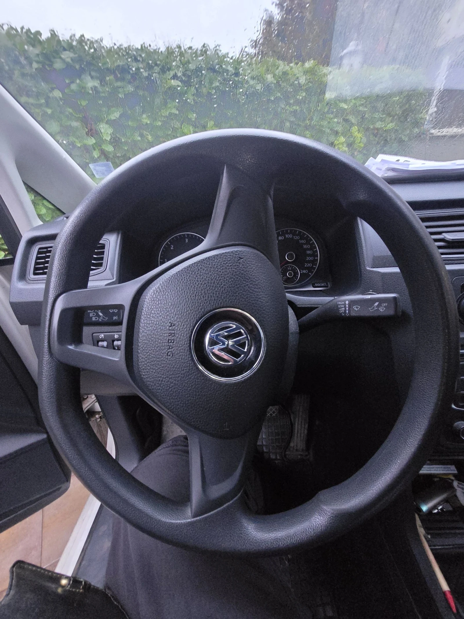 VW Caddy 2.0 тди 150к.с 2019г. 135000км. - изображение 10