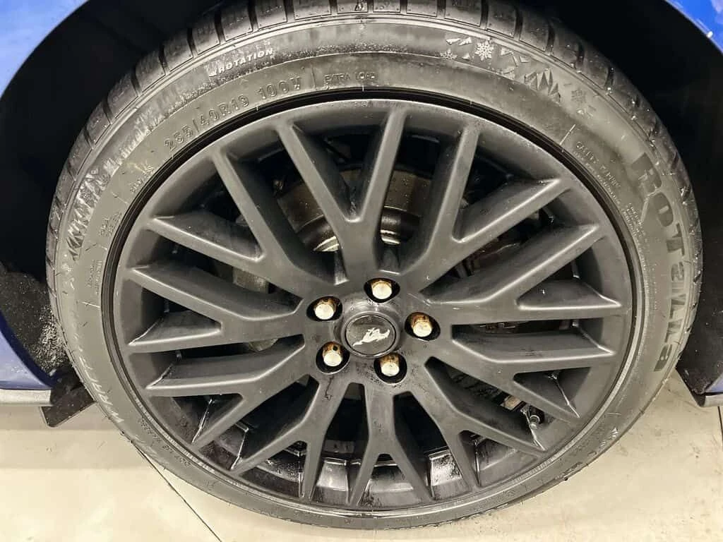 Ford Mustang GT * Фиксирана цена до БГ * Ръчна кутия * 90к км, снимка 3 - Автомобили и джипове - 54124734