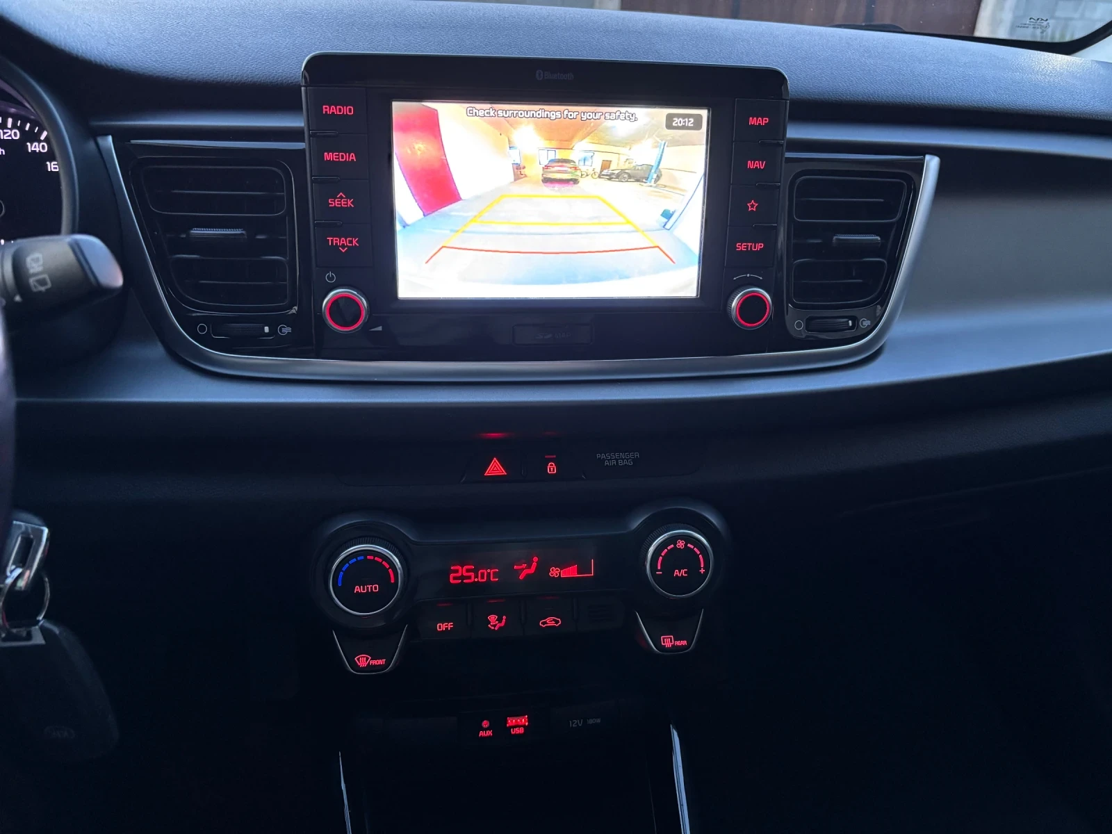 Kia Rio 1.0i AVTOMATIK SWISS , снимка 12 - Автомобили и джипове - 54335816