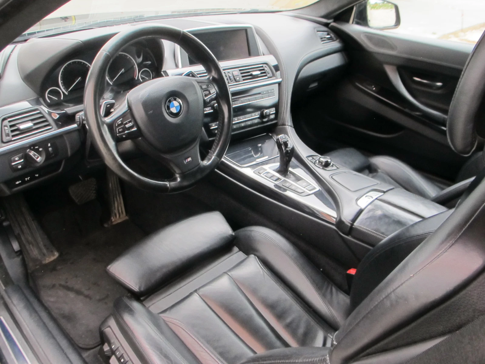 BMW 640 X-Drive/Individual/LED/Head/up, снимка 9 - Автомобили и джипове - 54489730