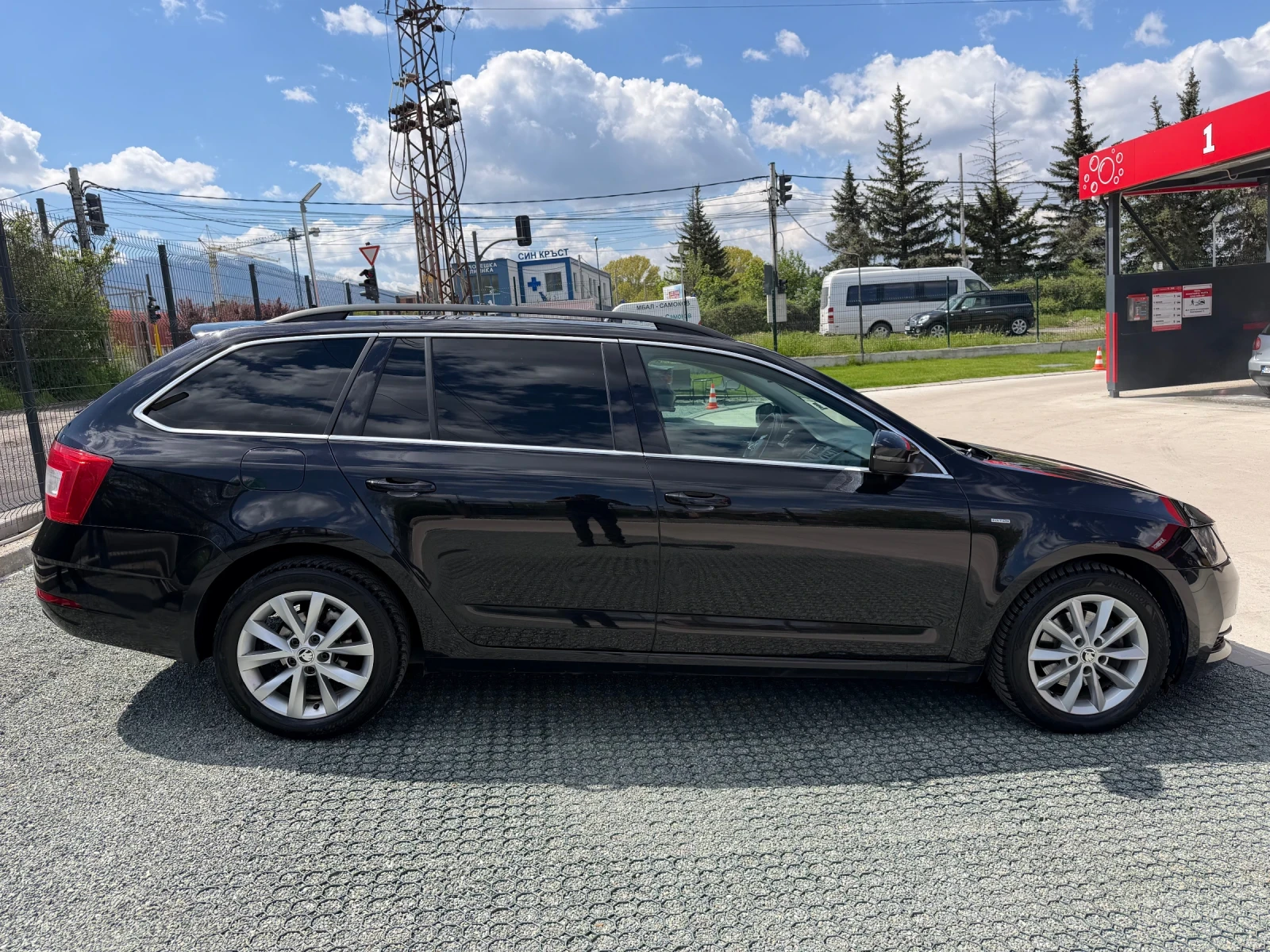 Skoda Octavia Navi/Kamera/Keyless/EDITION, снимка 3 - Автомобили и джипове - 54550445