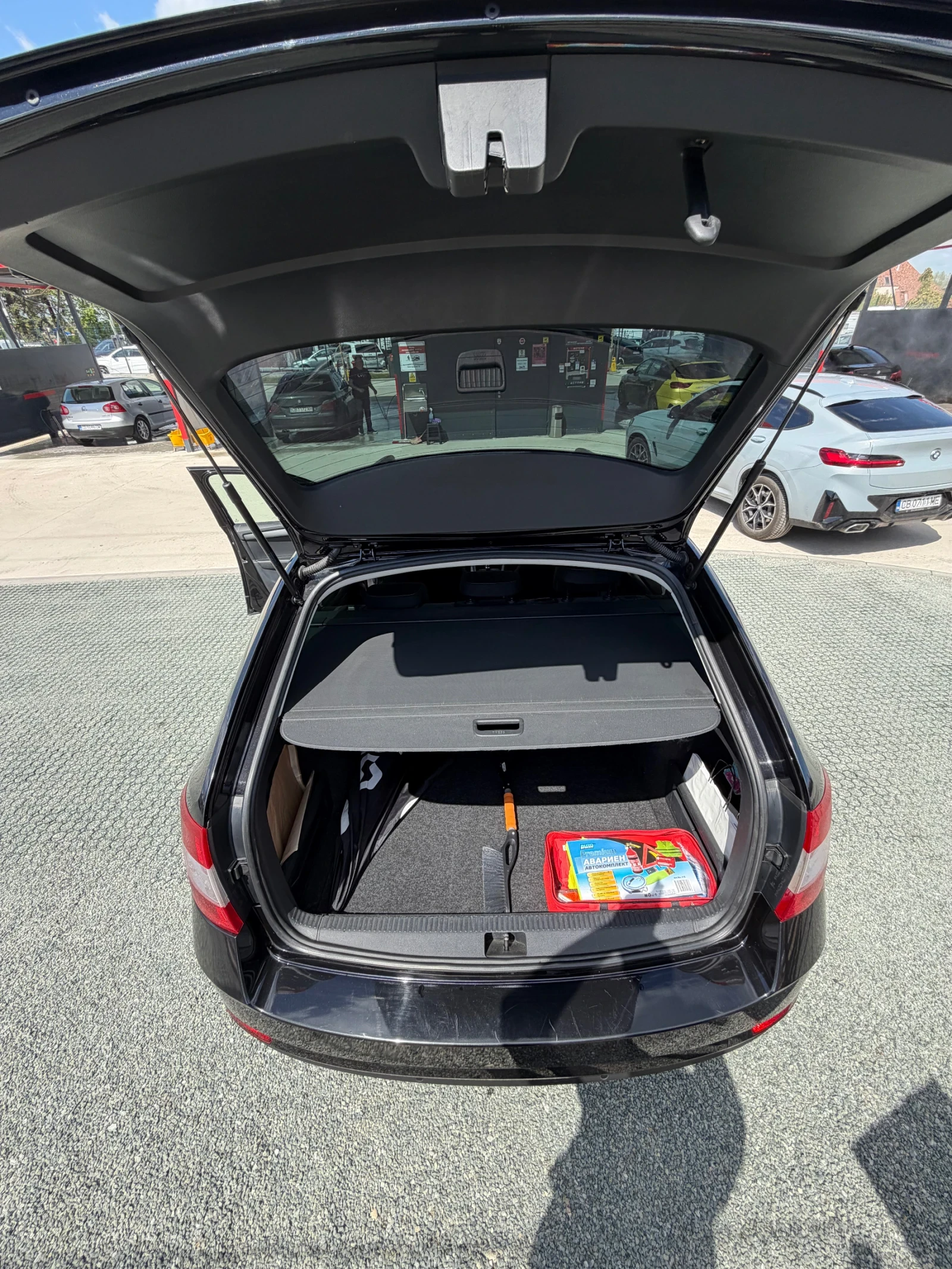 Skoda Octavia Navi/Kamera/Keyless/EDITION, снимка 8 - Автомобили и джипове - 54550445