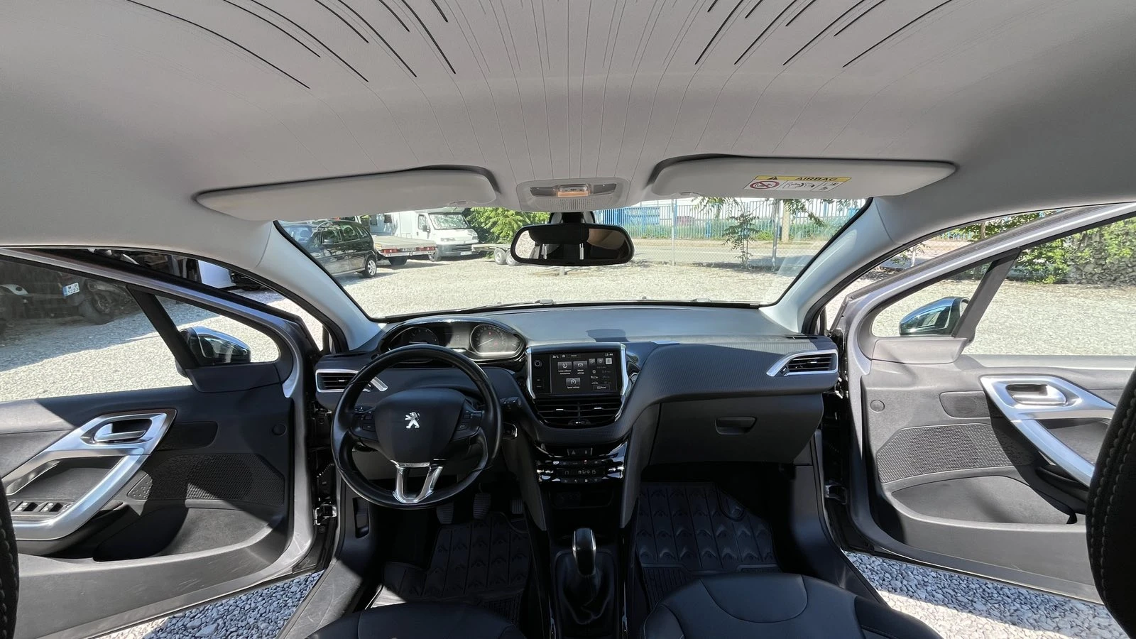 Peugeot 2008 1.2 ALLURE 110, снимка 9 - Автомобили и джипове - 54661466