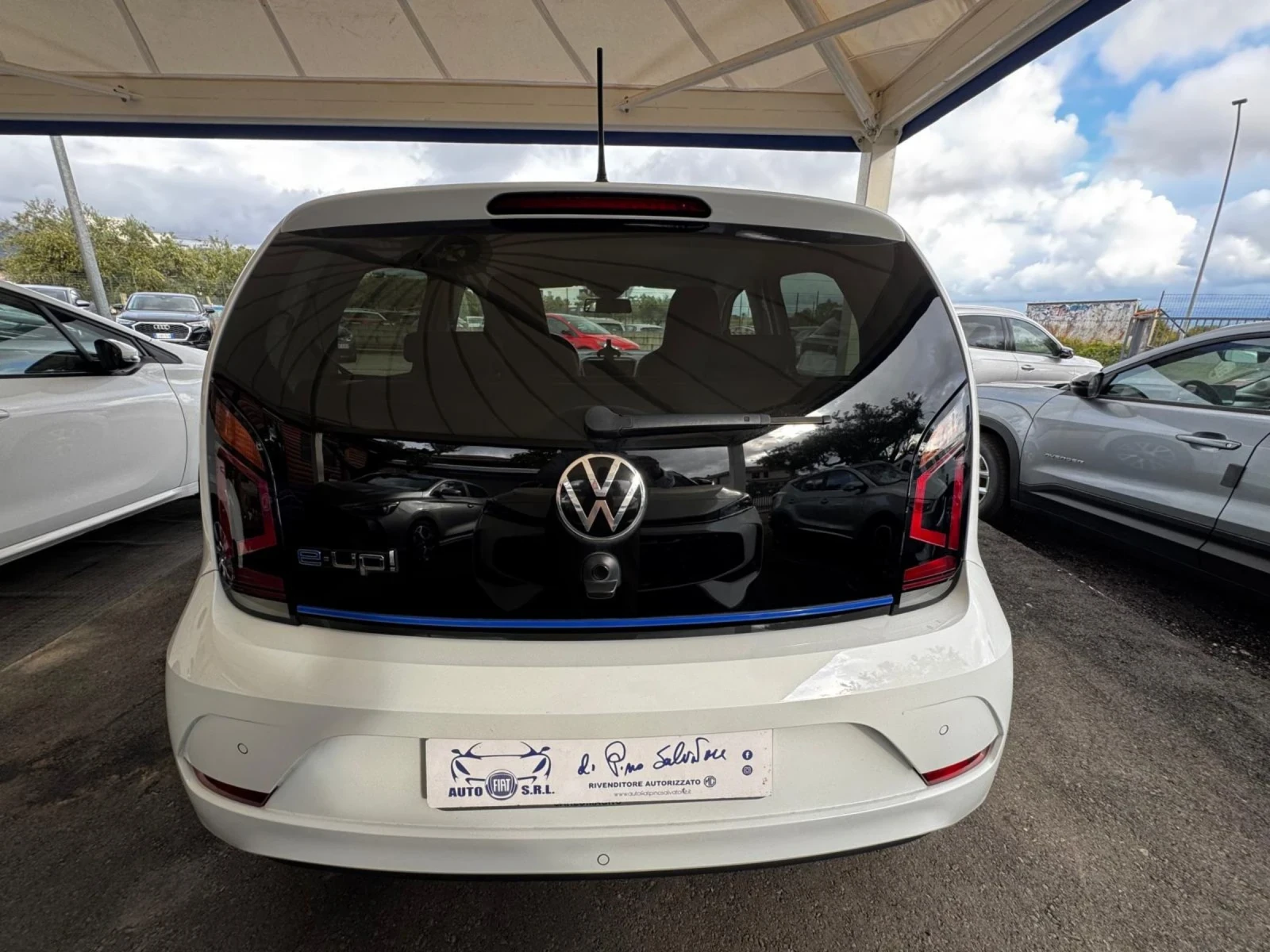 VW Up E-UP/38.6KWH/50.000км./CCS/, снимка 3 - Автомобили и джипове - 55012421