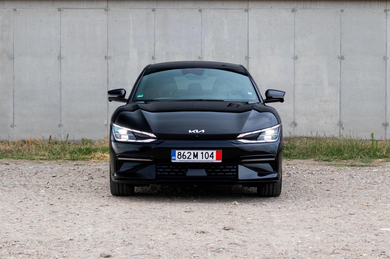 Kia EV6 GT-Line AWD 100% SOH, снимка 2 - Автомобили и джипове - 55405456