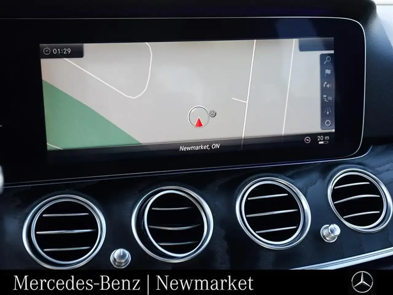 Mercedes-Benz E 300 E300 4MATIC Premium, снимка 7 - Автомобили и джипове - 55530109