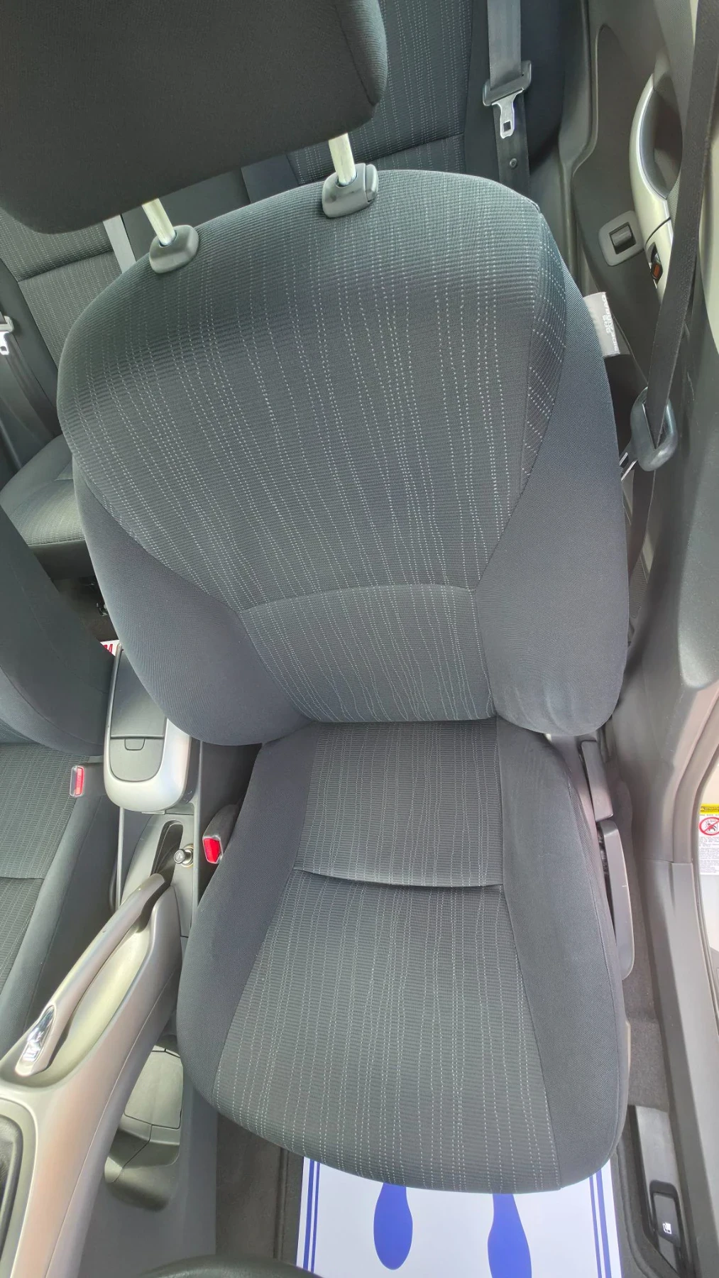 Toyota Auris 2.0.D4D.ТОП.състояние, снимка 10 - Автомобили и джипове - 56199202