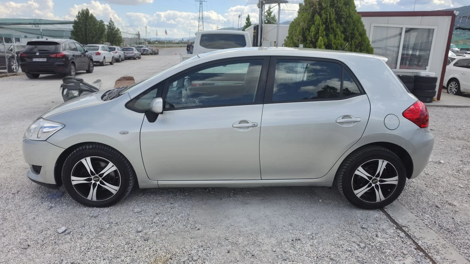 Toyota Auris 2.0.D4D.ТОП.състояние, снимка 8 - Автомобили и джипове - 56199202