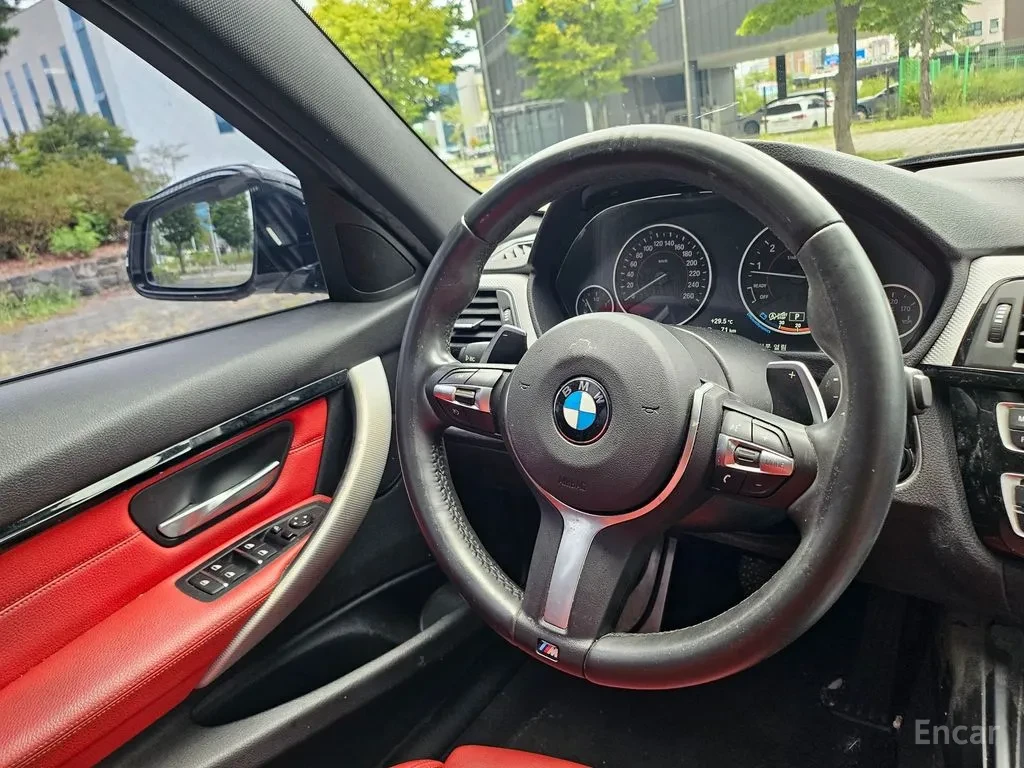 BMW 330 M* HUD* PANO* КРАЙНА ЦЕНА* , снимка 7 - Автомобили и джипове - 56257456