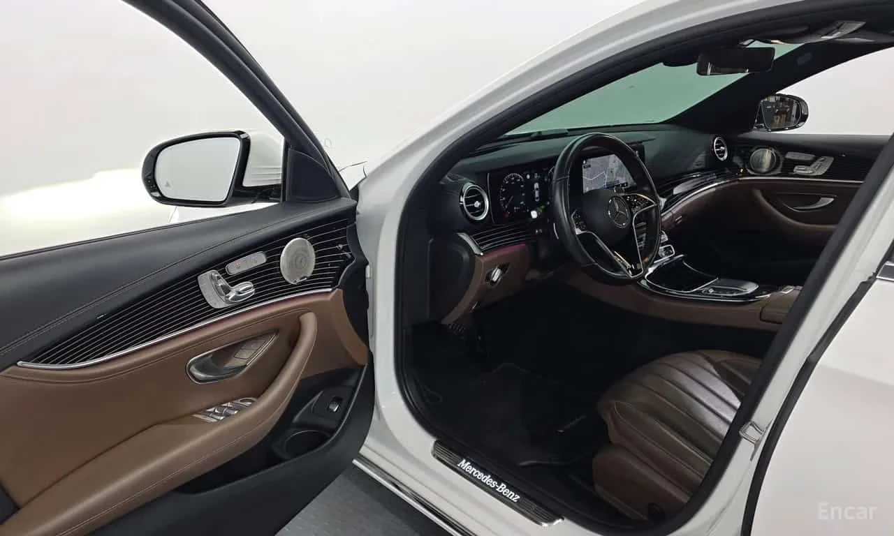 Mercedes-Benz E 450 4MATIC Exclusive/ФИНАНСИРАНЕ, снимка 10 - Автомобили и джипове - 56332071