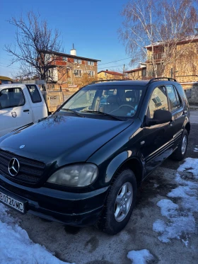     Mercedes-Benz ML 270 W163