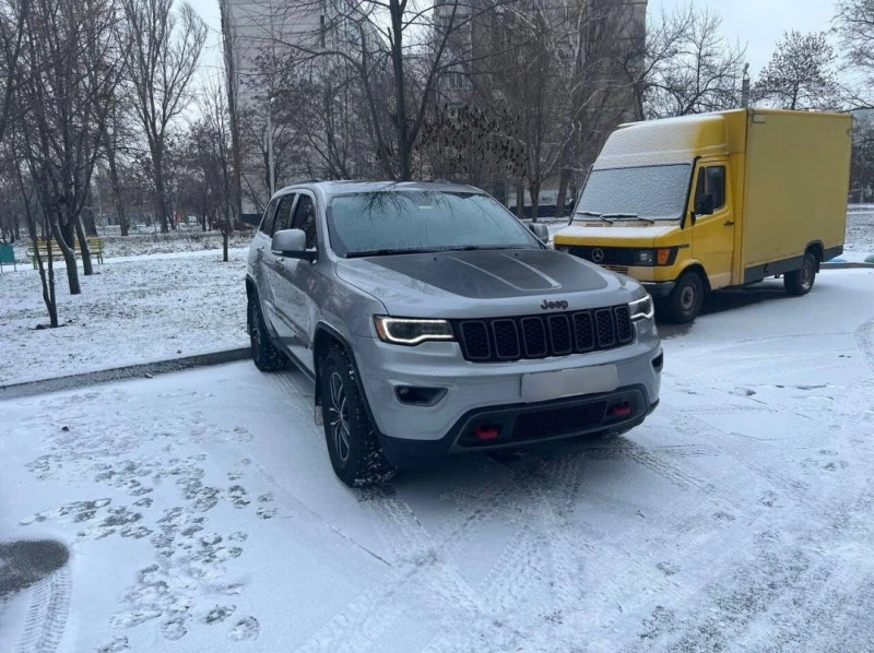 Jeep Grand cherokee 3.6 4x4 Facelift, снимка 1 - Автомобили и джипове - 46810366