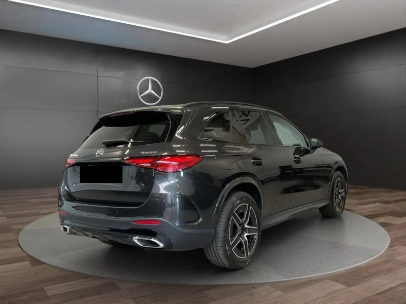 Mercedes-Benz GLC 300 de/AMG/4-MATIC/PLUG-IN/PANO/360/DISTRONIC/, снимка 6 - Автомобили и джипове - 51351005