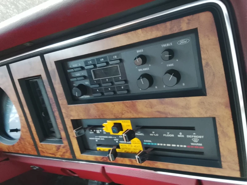 Ford Bronco XLT, снимка 6 - Автомобили и джипове - 52972709