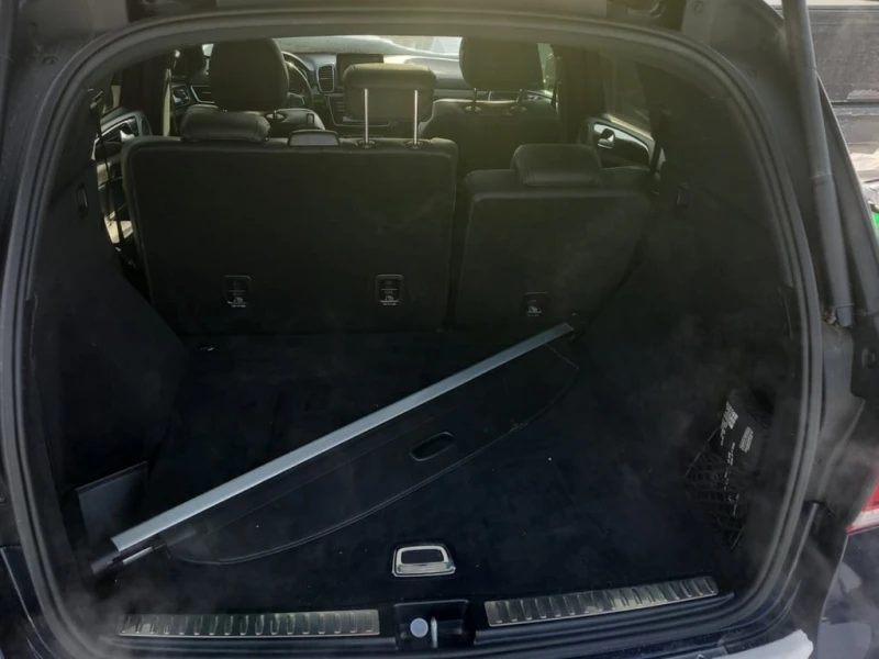 Mercedes-Benz GLE 43 AMG * 4MATIC * DISTRONIC * 360 * PANO * KEYLESS * , снимка 14 - Автомобили и джипове - 53436562