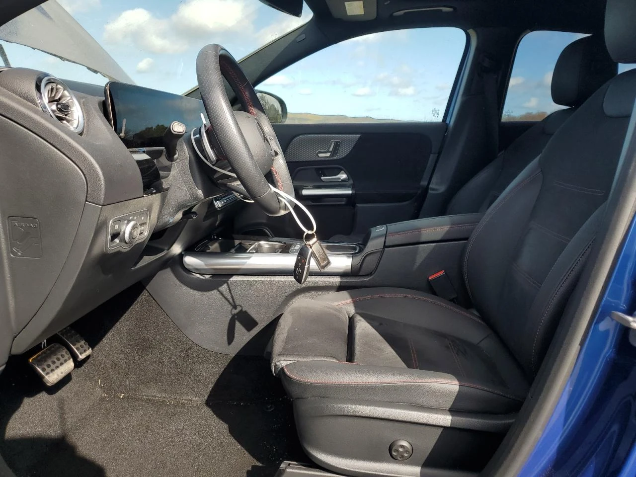 Mercedes-Benz GLA 250 4MATIC* АМГ ПАКЕТ* ДИСТРОНИК* 360КАМЕРИ* ПОДГРЕВИ* - изображение 7