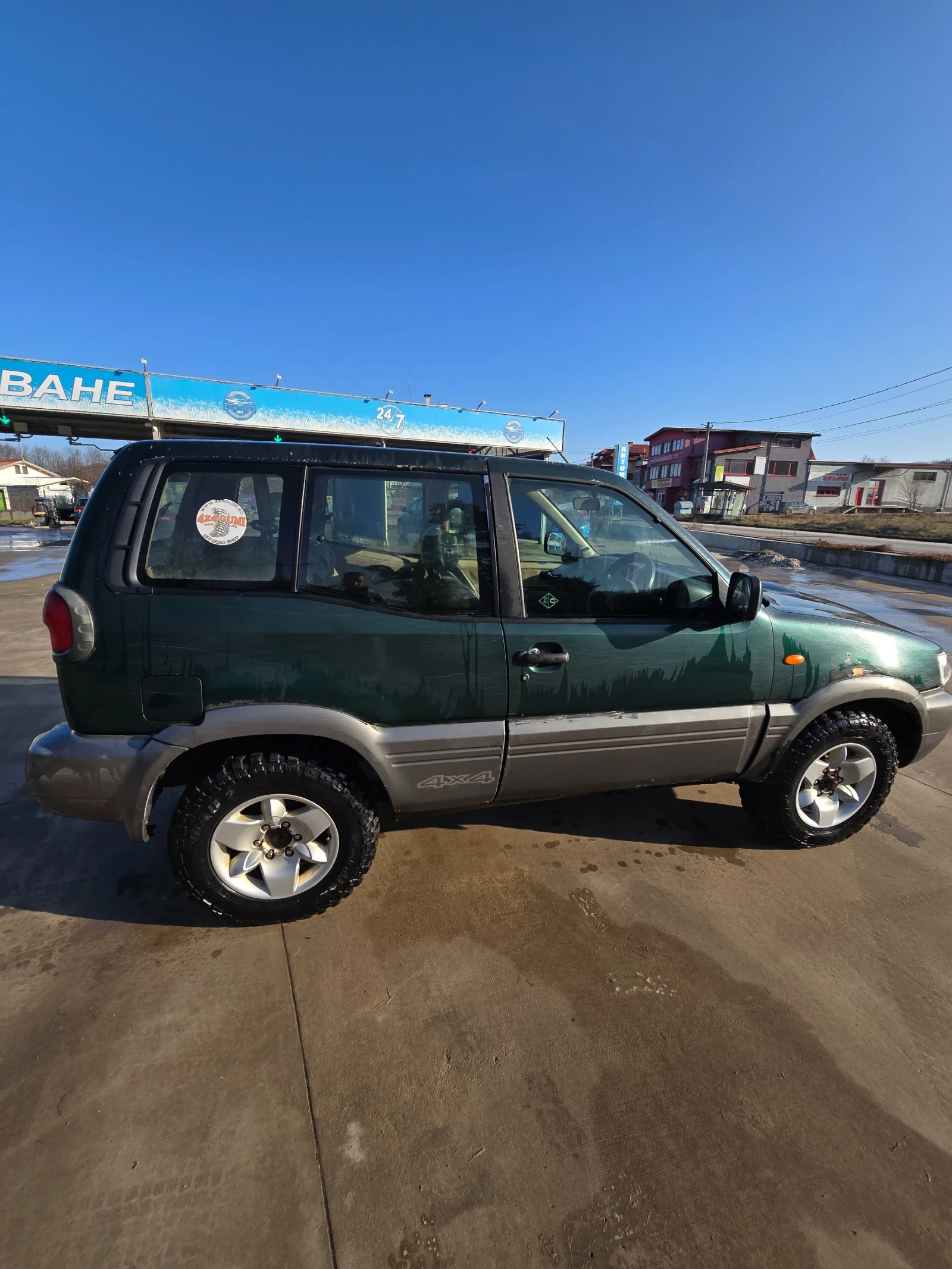 Nissan Terrano, снимка 3 - Автомобили и джипове - 53934275