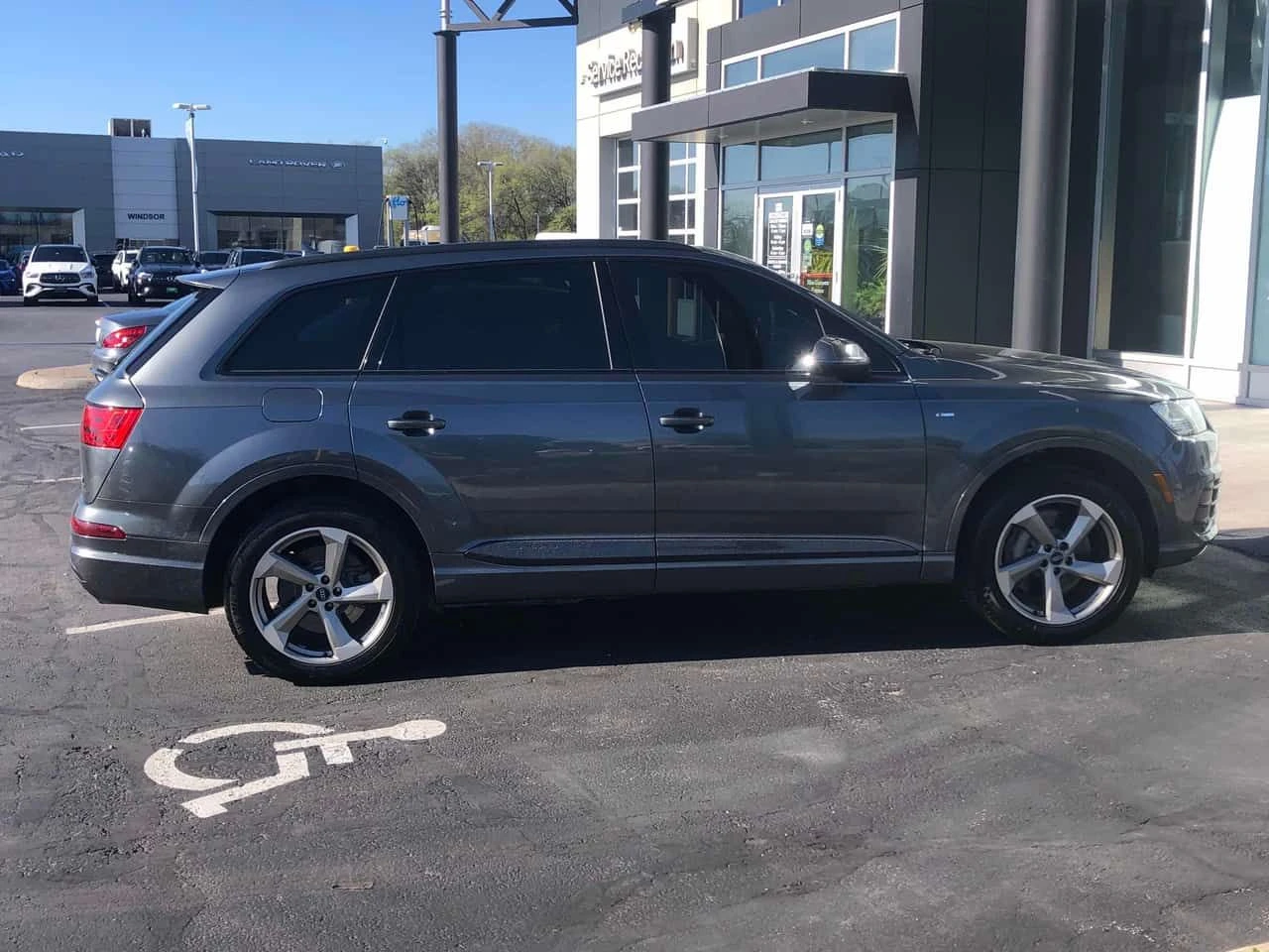 Audi Q7 * Technik * CARFAX * ЦЕНА ДО БГ, снимка 3 - Автомобили и джипове - 54263016