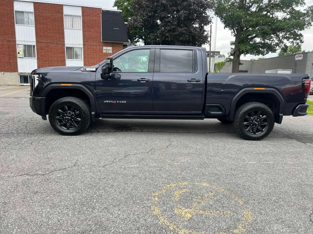 Gmc Sierra * AT4 * АВТОКРЕДИТ БЕЗ ПЪРВОНАЧАЛНА ВНОСКА* , снимка 2 - Автомобили и джипове - 55071374
