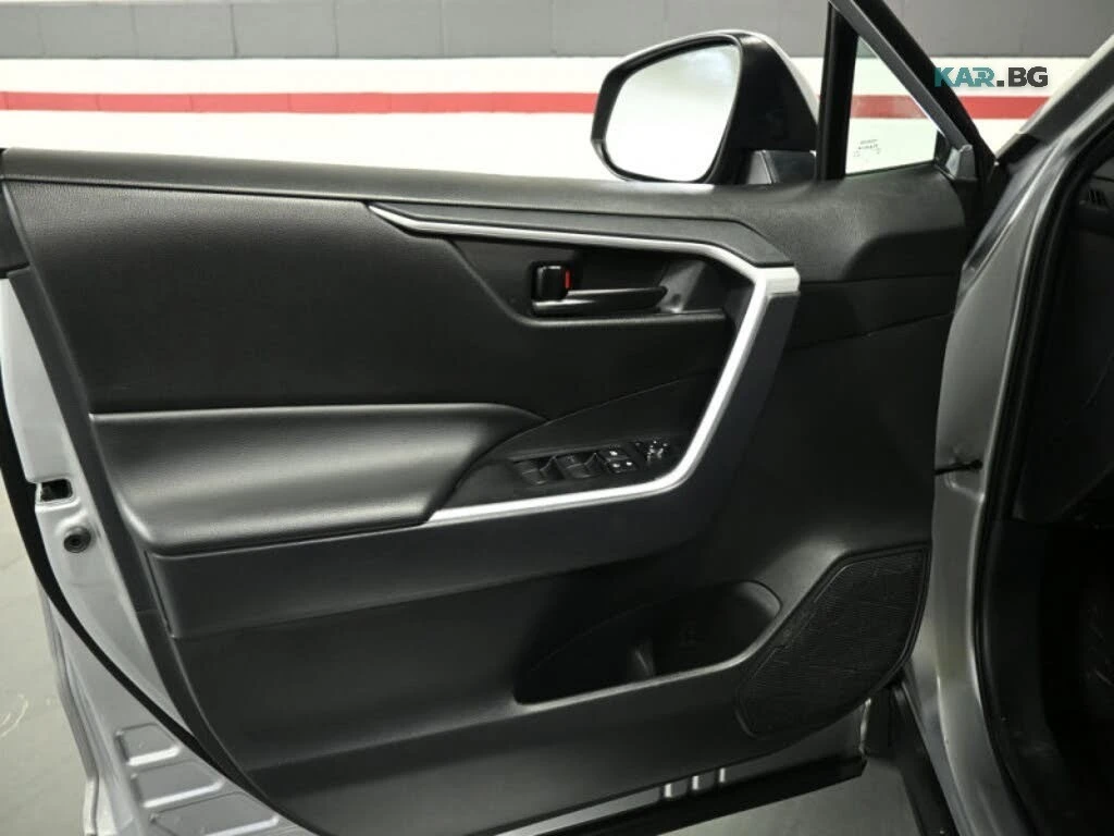 Toyota Rav4 LE AWD* AвтоКредит* (ЦЕНА ДО БГ), снимка 11 - Автомобили и джипове - 55246290