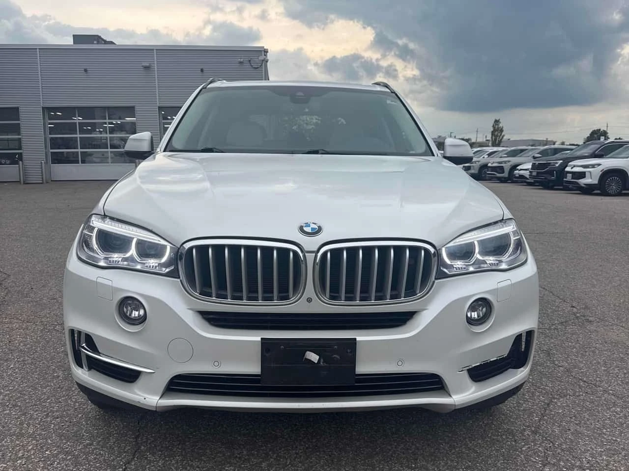 BMW X5 * xDrive50i * CARFAX *  ОПЦИЯ ЗА ФИНАНСИРАНЕ, снимка 6 - Автомобили и джипове - 55434677