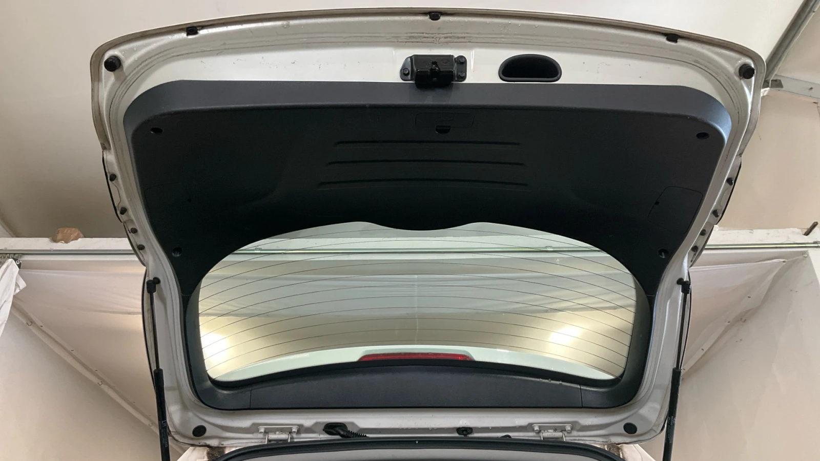 Hyundai IX35 1.6 GDI 2WD, снимка 11 - Автомобили и джипове - 55670350