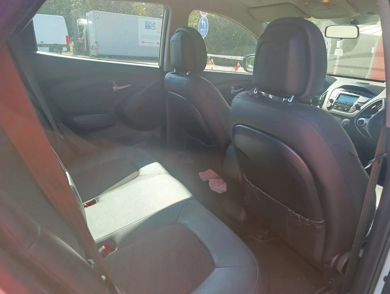 Hyundai IX35 1.6 GDI 2WD, снимка 6 - Автомобили и джипове - 55670350