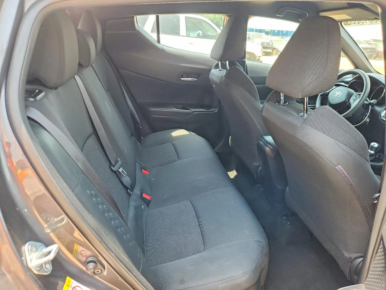 Toyota C-HR 2.0l Le, снимка 11 - Автомобили и джипове - 55878540