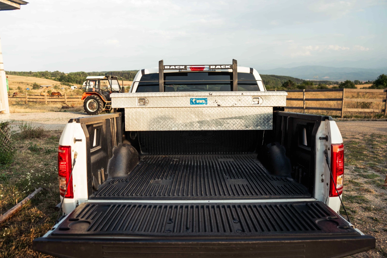 Ford F150 XLT 4x4 SuperCrew, снимка 8 - Автомобили и джипове - 55975521