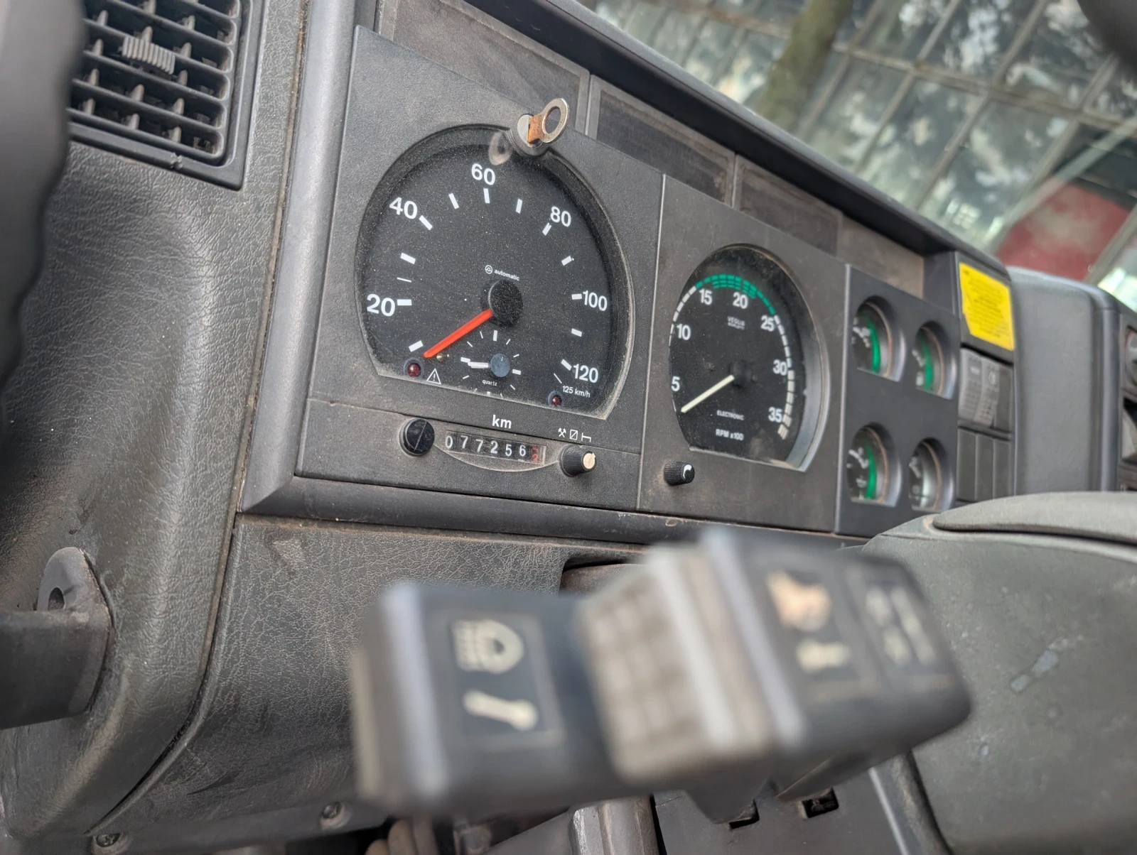 Iveco 120e18  - изображение 5