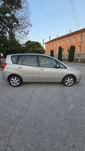 Toyota Corolla verso 1.8 VVT-i, 2002 г., снимка 6