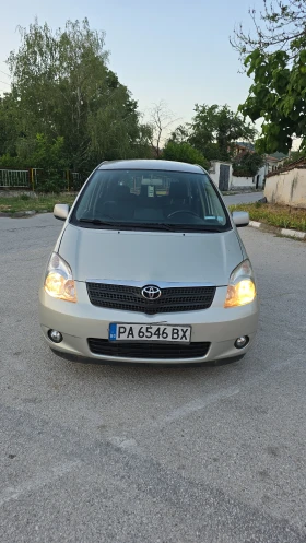 Toyota Corolla verso 1.8 VVT-i, 2002 г., снимка 1